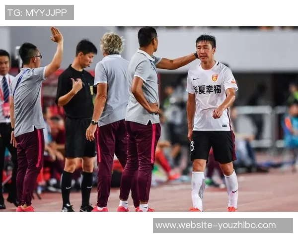 山西与江苏篮球队激战正酣精彩对决引发球迷热议与期待